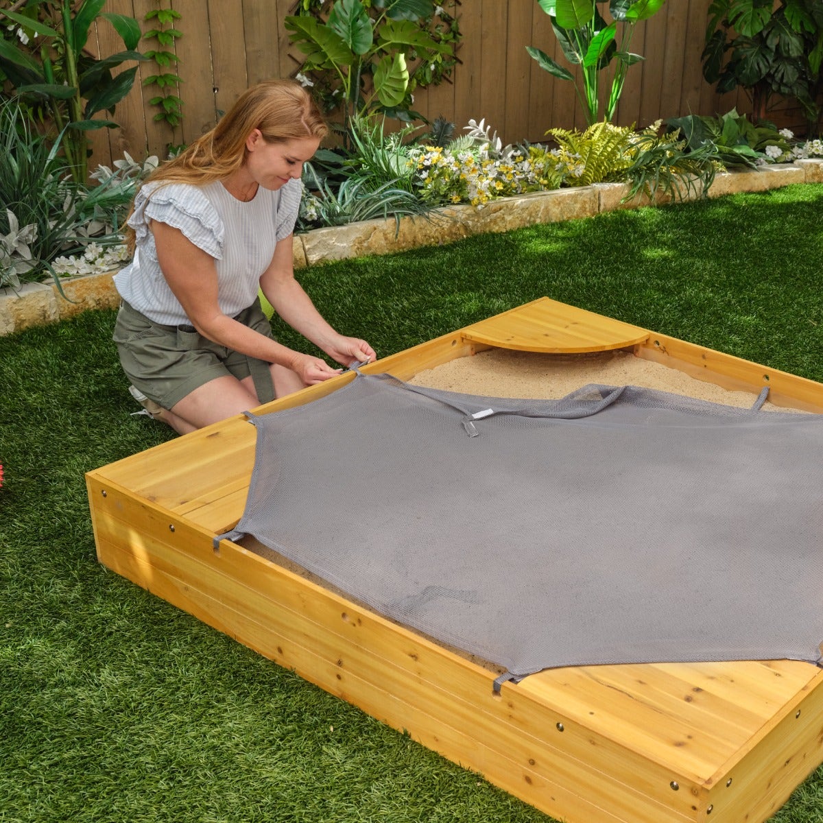 Kids Outdoor Sandbox - Honey