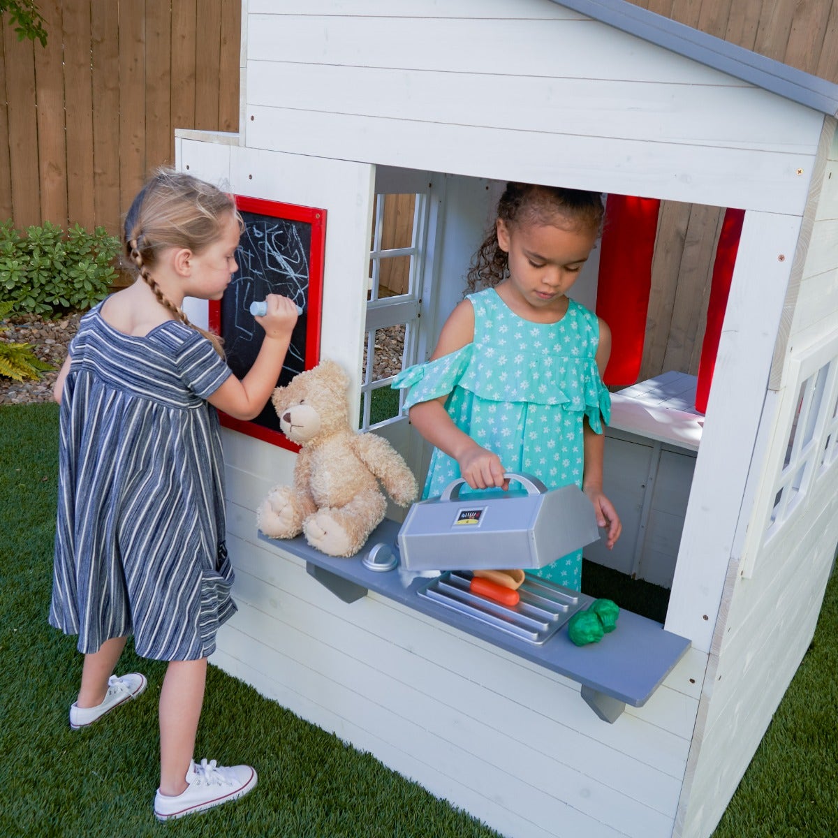 Outdoor Playhouse with Picnic Table and Chalkboard - White