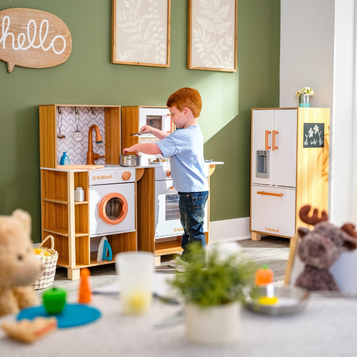 Kids Pretend Play Kitchen with Lights and Sounds and Chalkboard