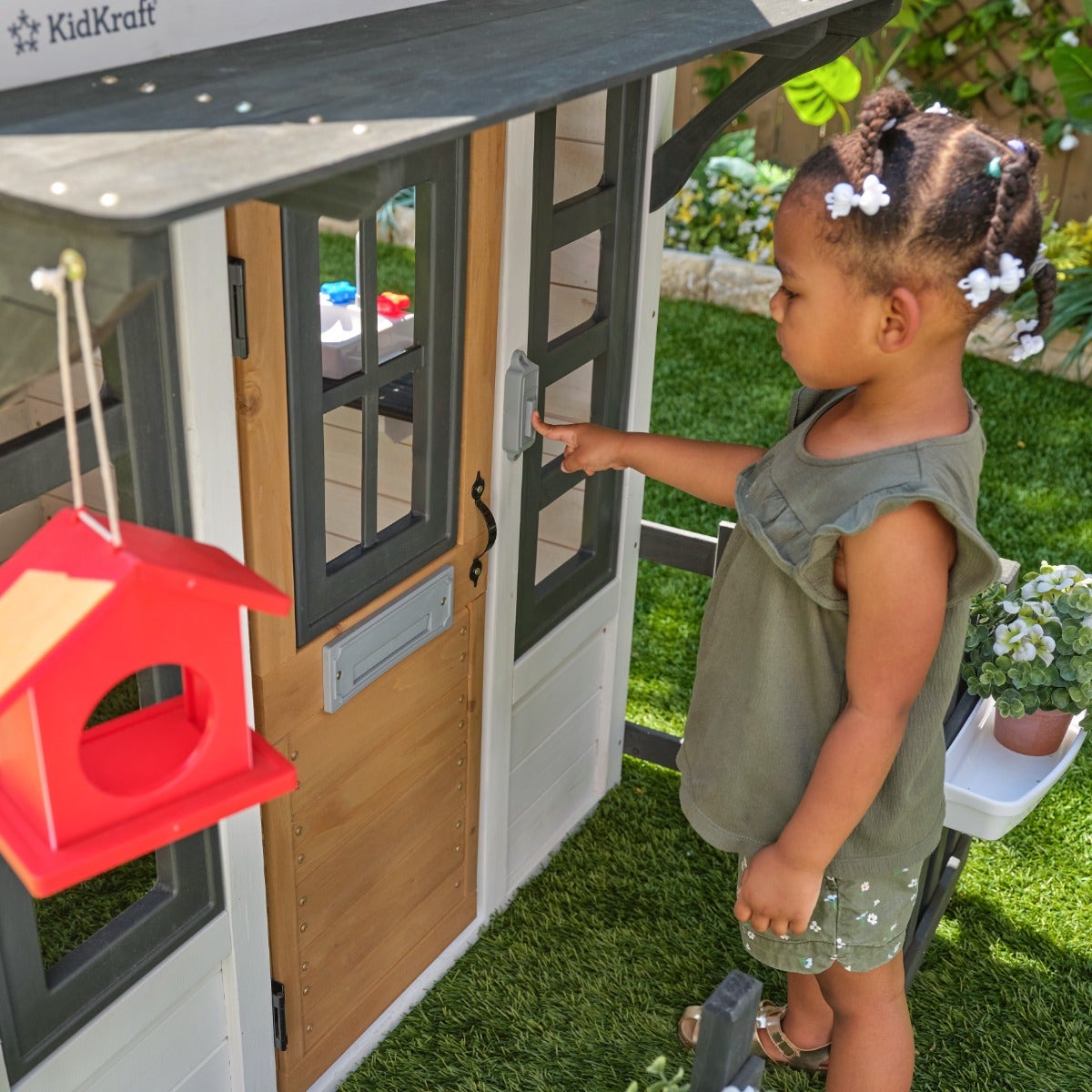 Outdoor Playhouse with Chalkboard - White