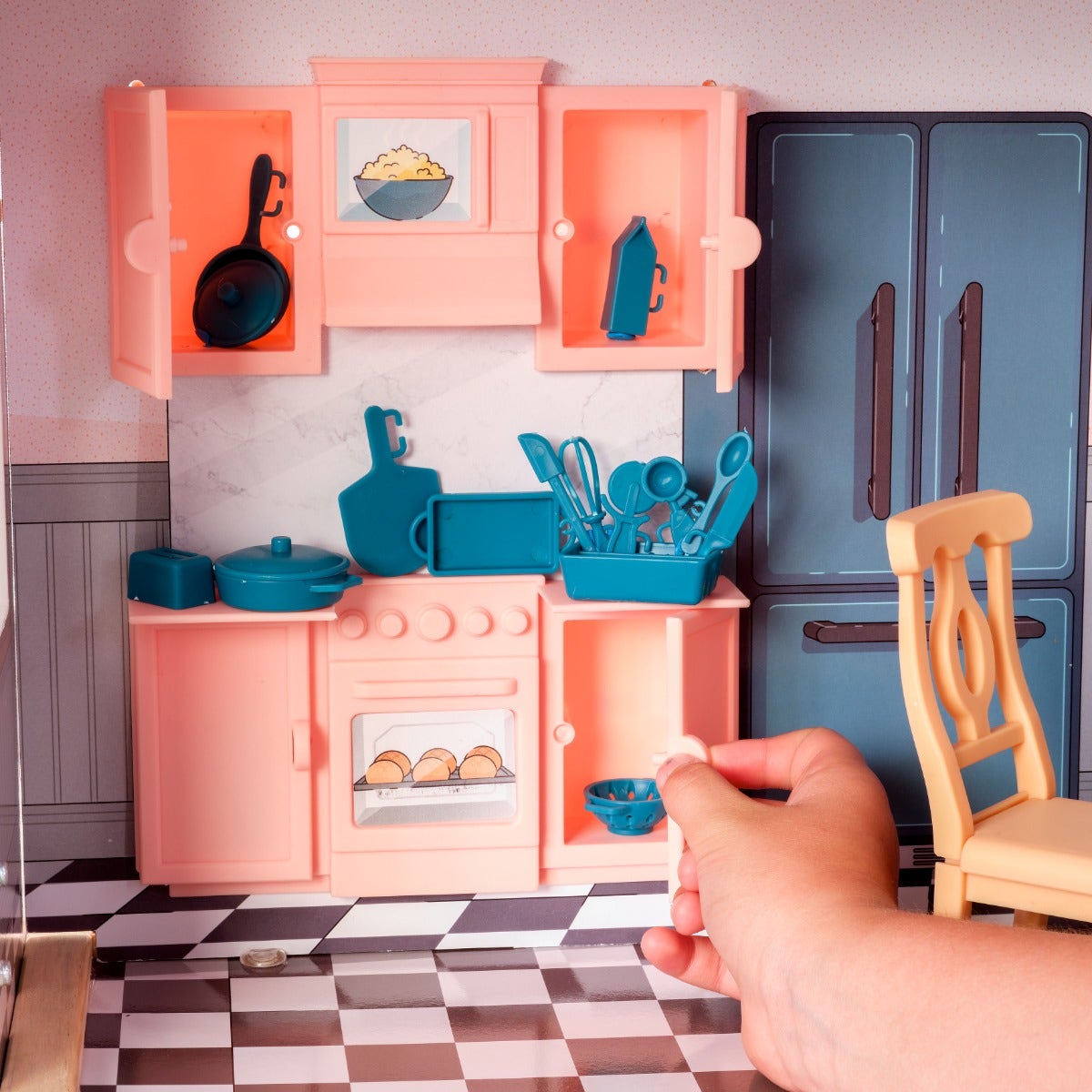 Wooden Dollhouse with Elevator and Lights and Sounds