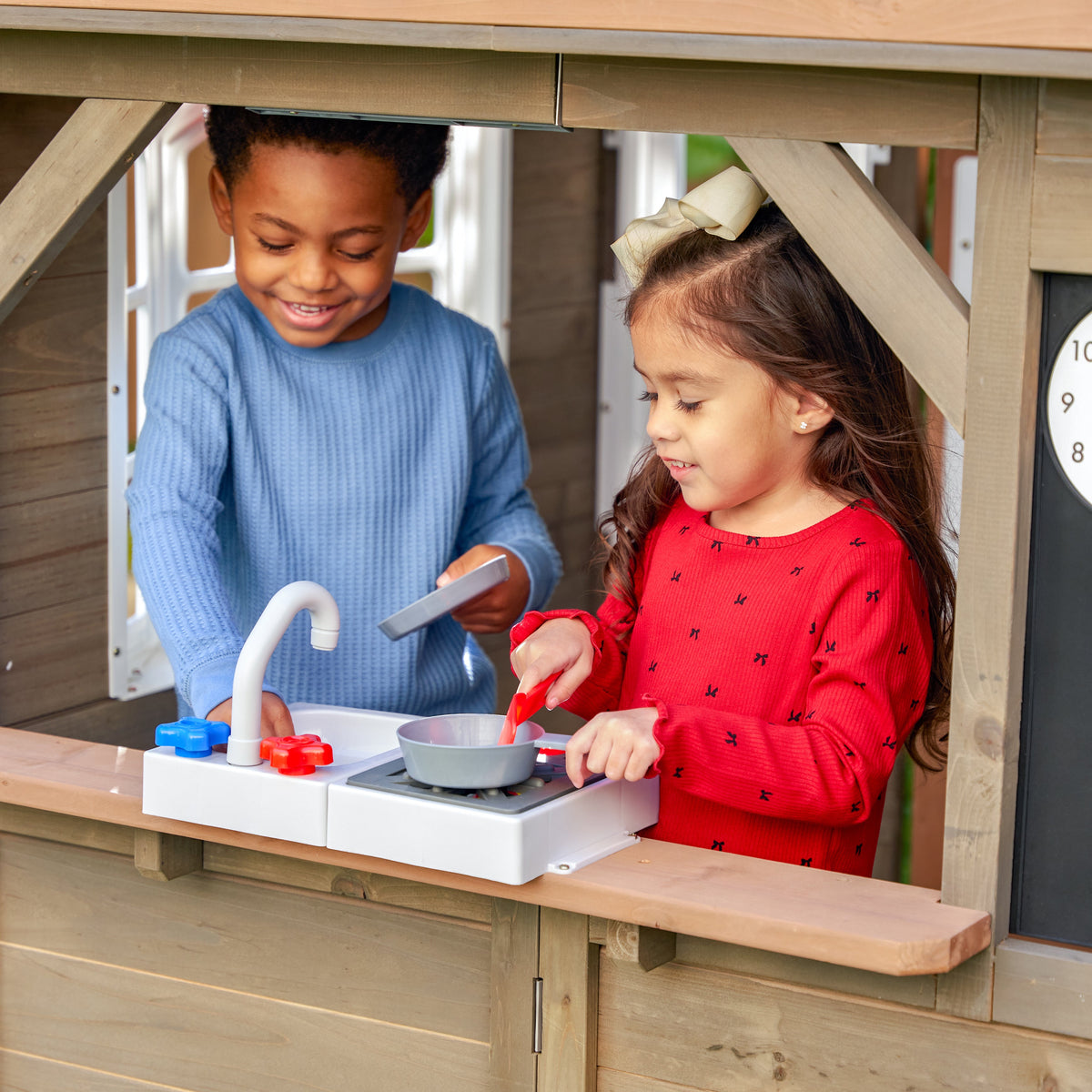 Outdoor Playhouse with Doorbell and Chalkboard