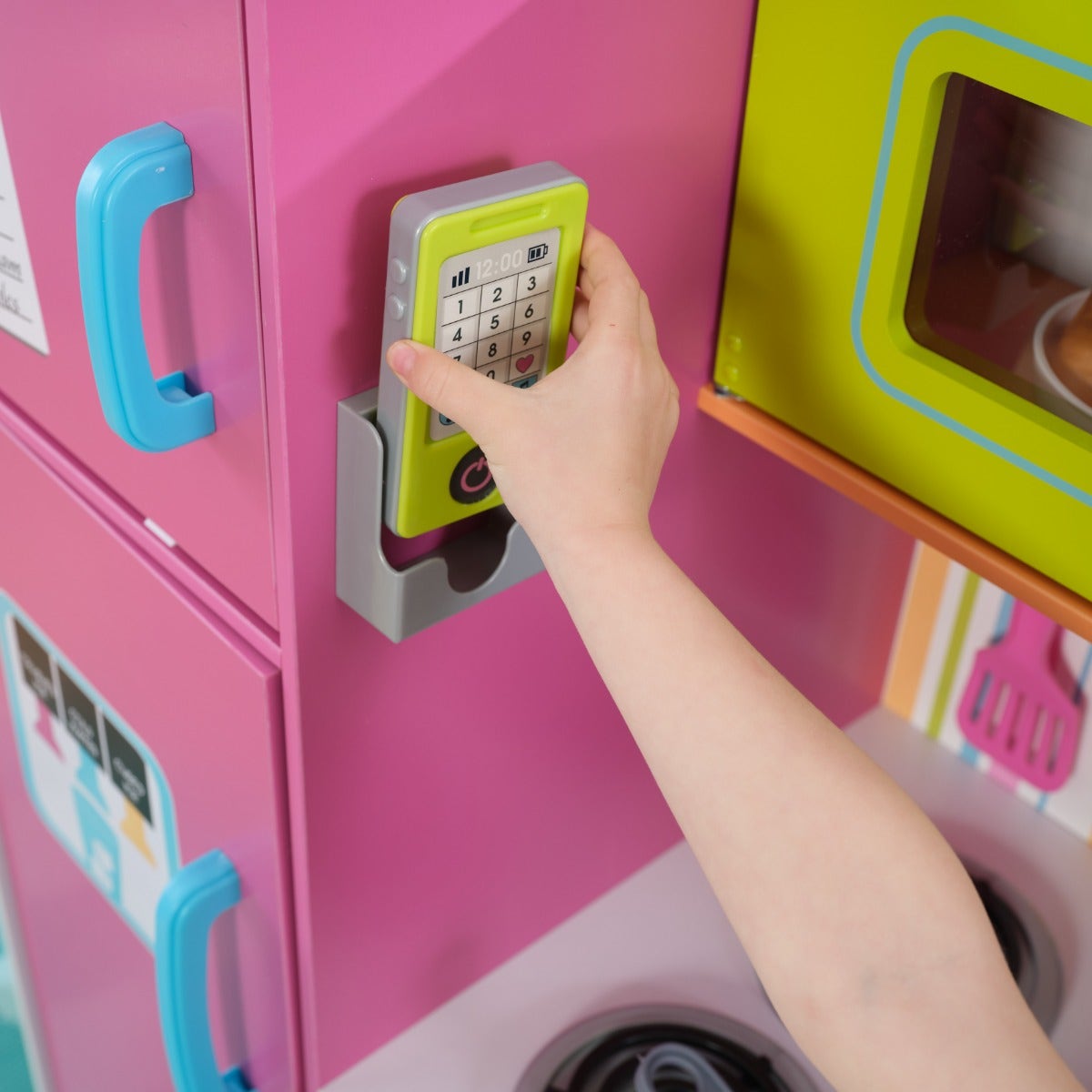 Kids Pretend Play Kitchen with Storage and Play Food