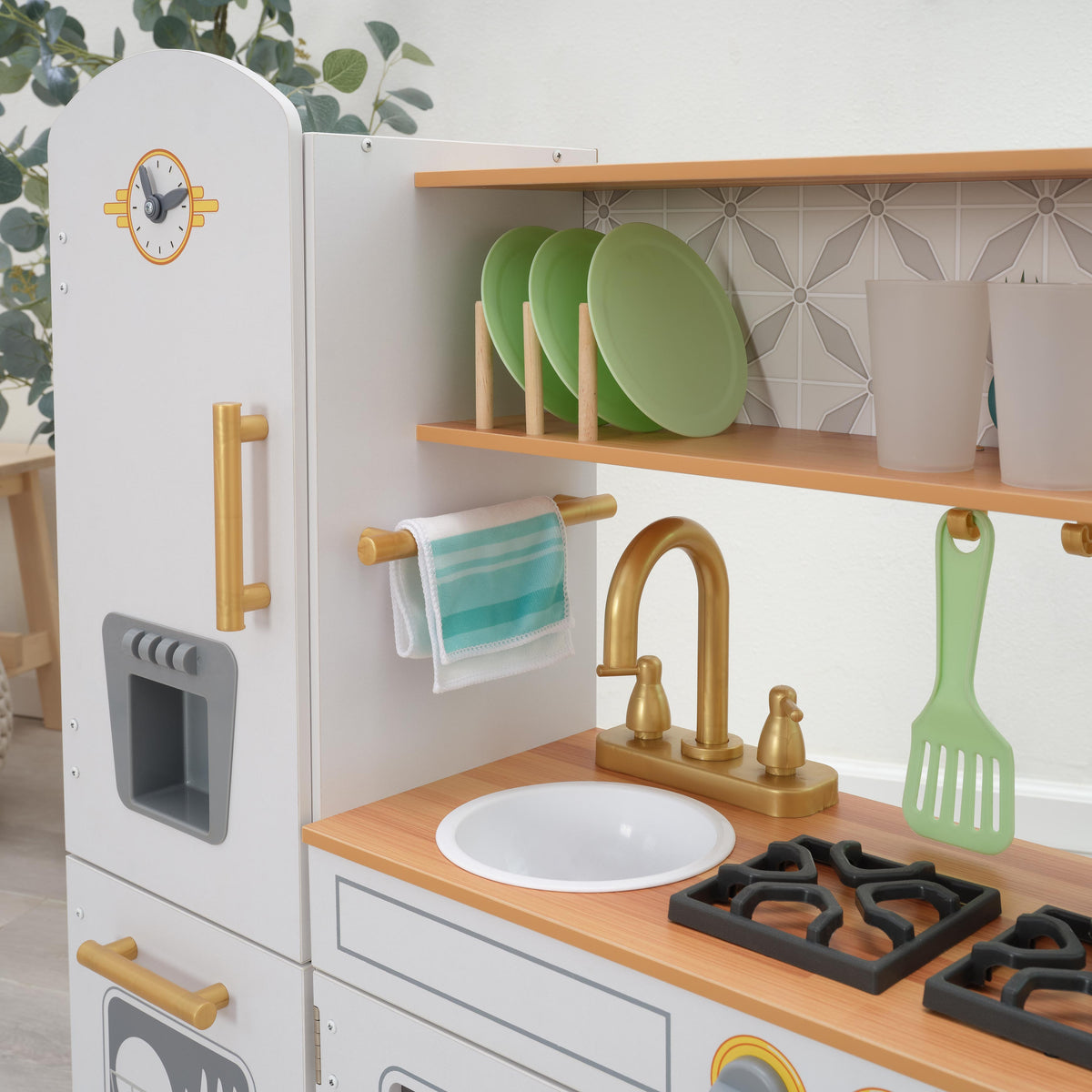 Kids Pretend Play Kitchen with Toy Refrigerator - White / Gold