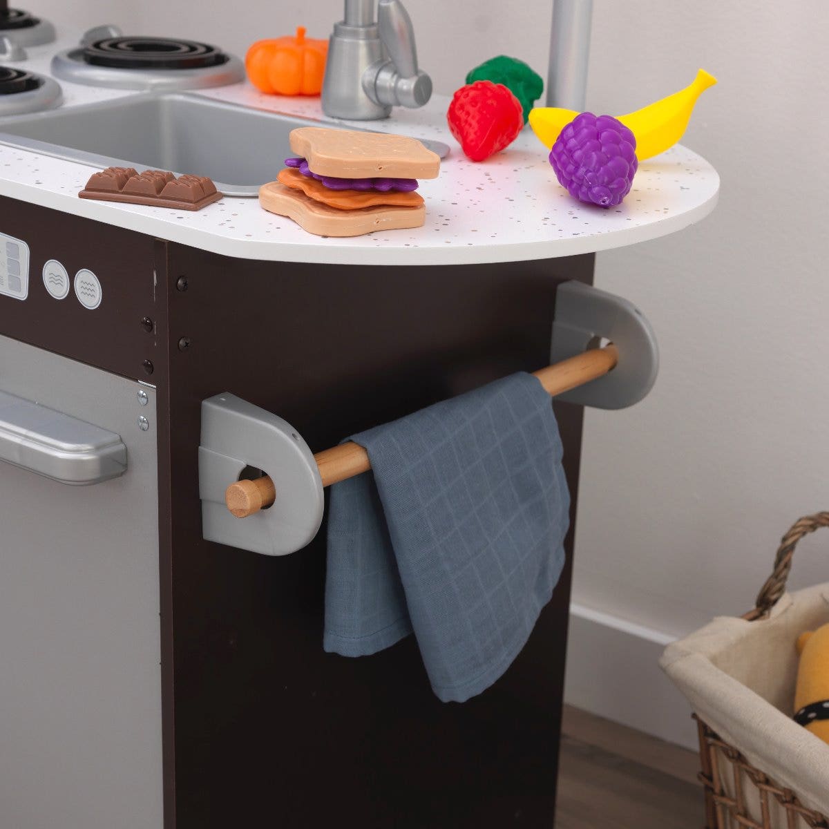Kids Pretend Play Kitchen with Chalkboard and Play Food