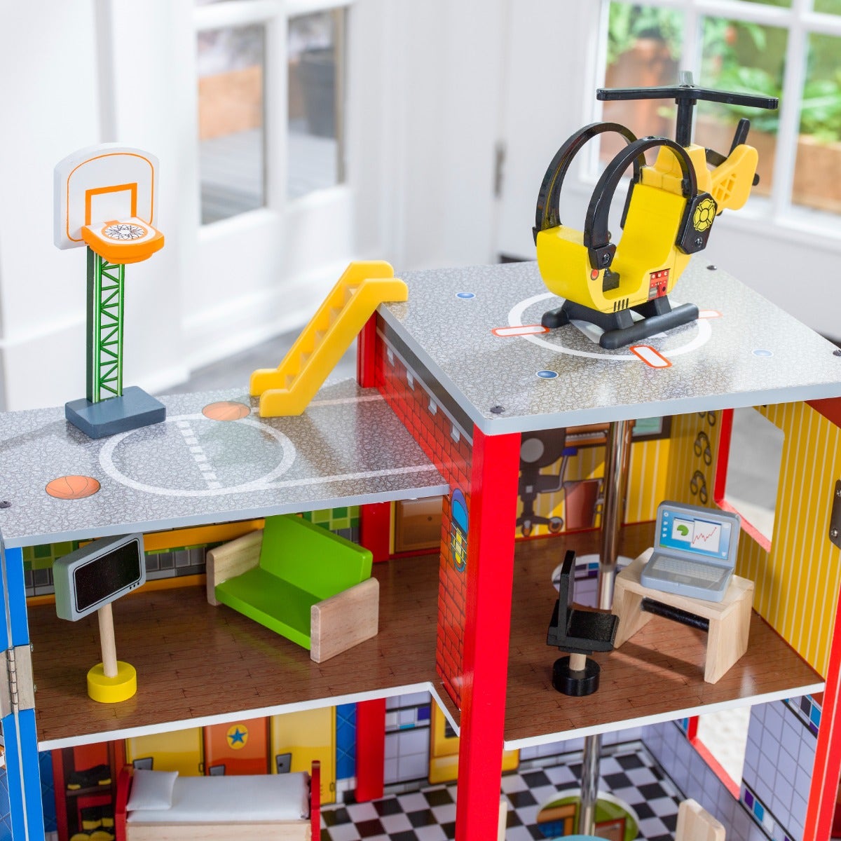 Wooden Rescue Station Play Set with Storage